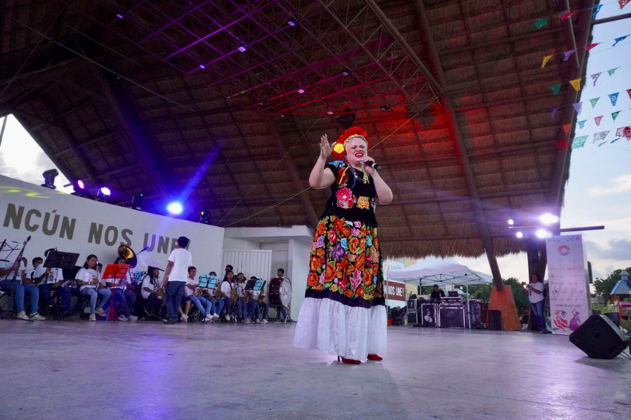 uploads/6/32/01 (270).Jpeg